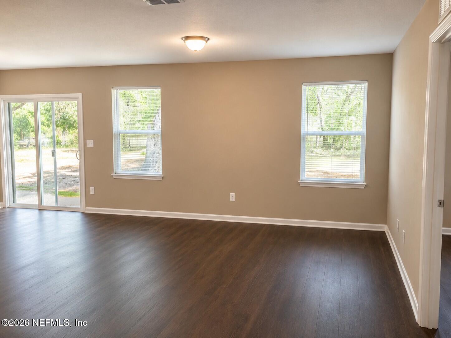 763 Cahoon Road North Jacksonville, FL 32220 - Photo 5 of 9 5