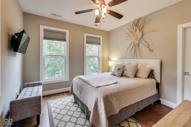 $795,000 | 2229 North Talbott Street, Indianapolis, IN 46205