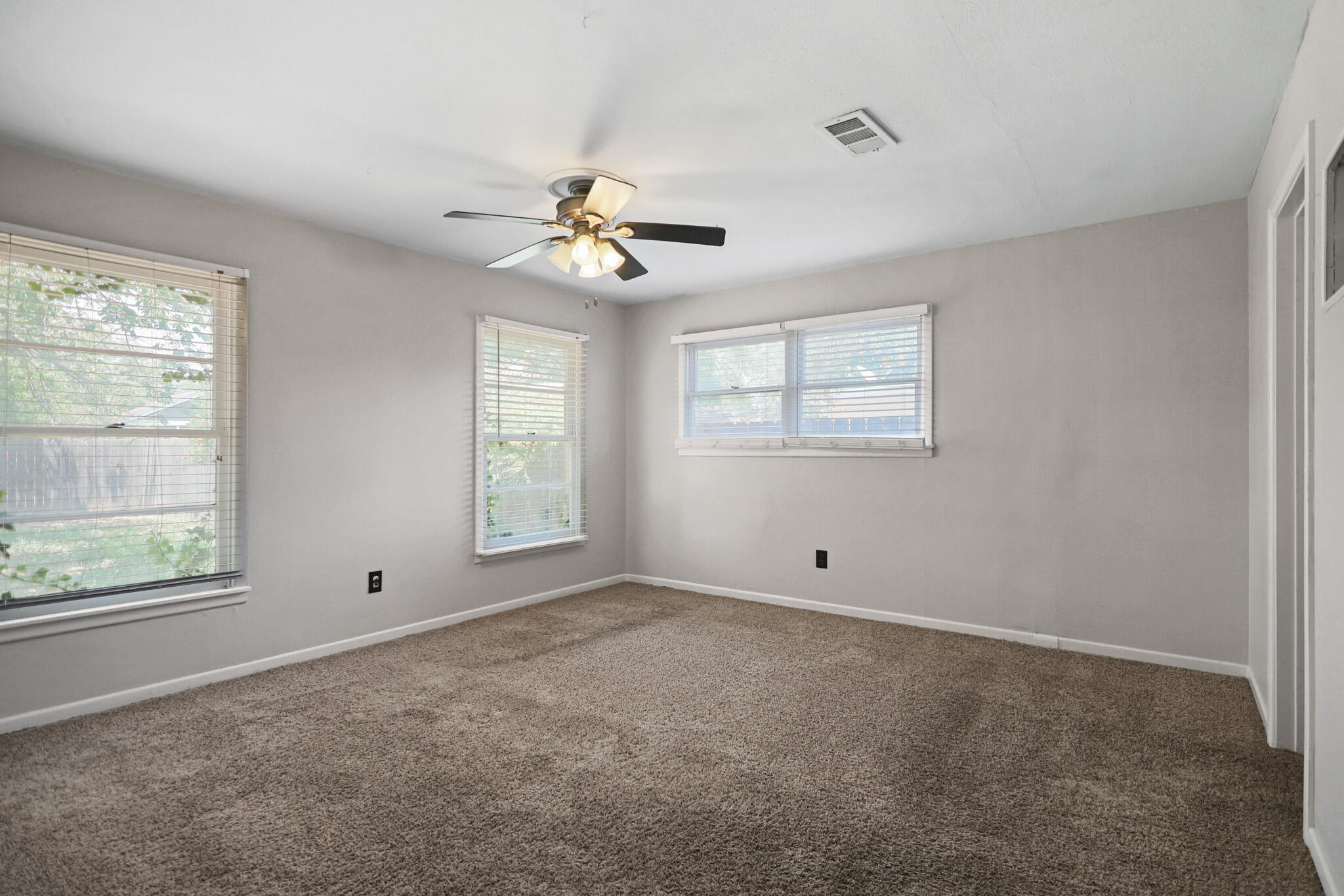 2826 58th Street Lubbock, TX 79413 - Photo 22 of 57 IMG_8999