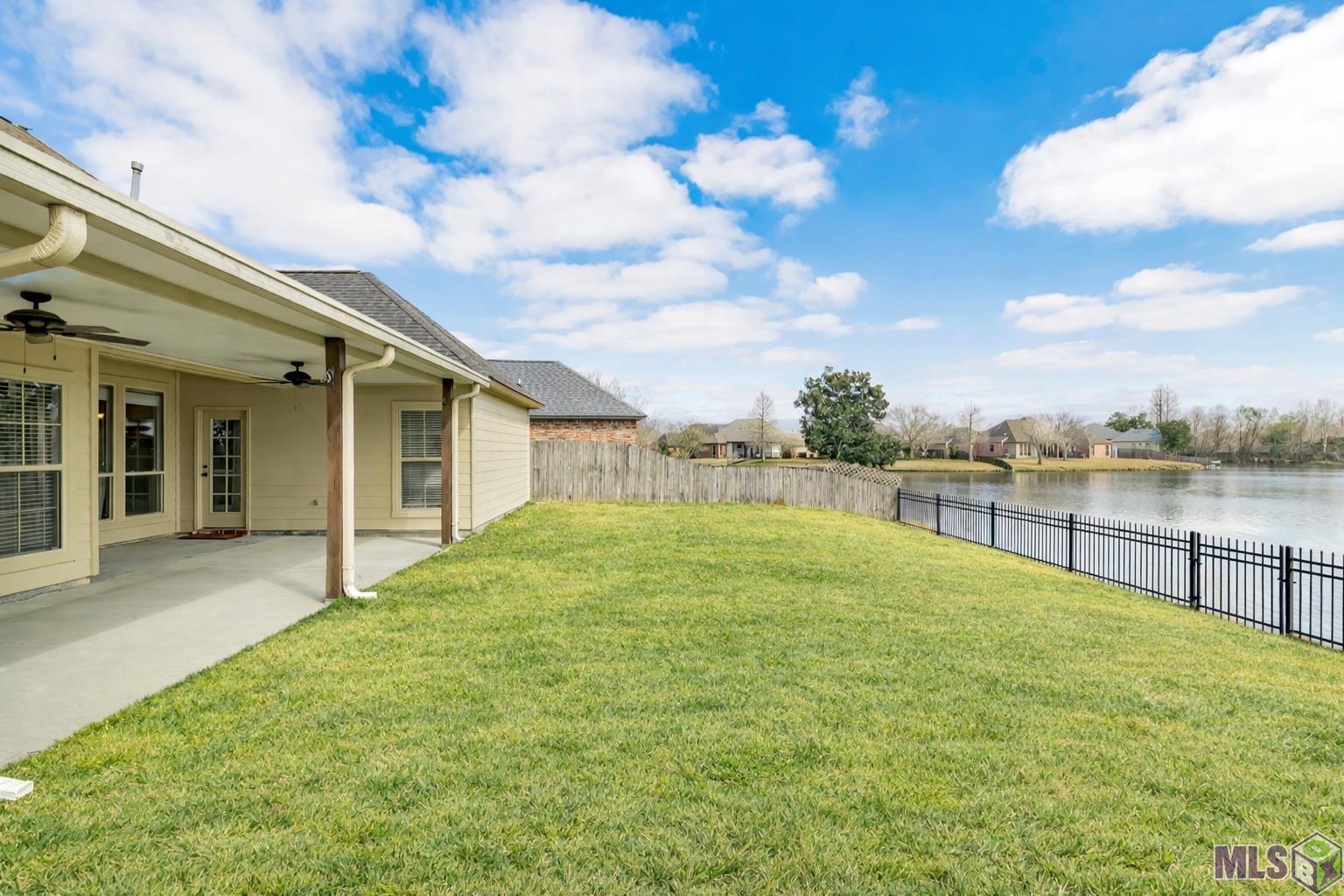 10710 Hill Pointe Avenue Baton Rouge, LA 70810 - Photo 28 of 37