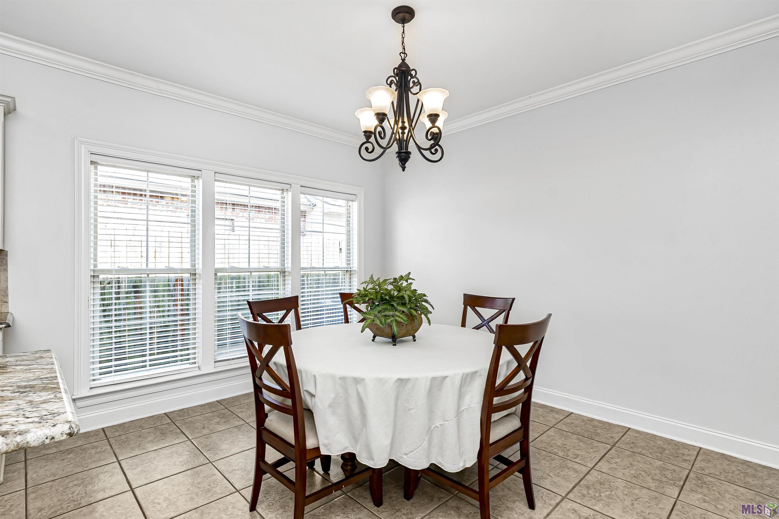 10710 Hill Pointe Avenue Baton Rouge, LA 70810 - Photo 9 of 37