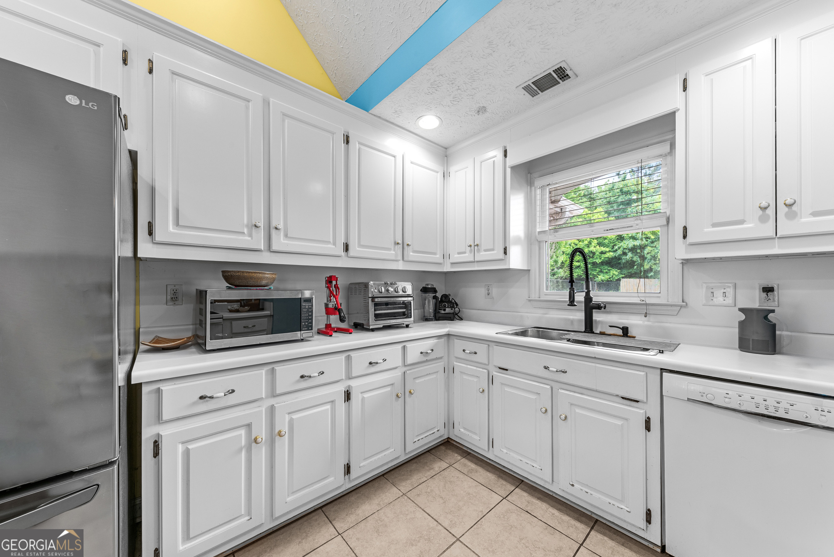 90 Aiken Way Covington, GA 30016 - Photo 10 of 46
