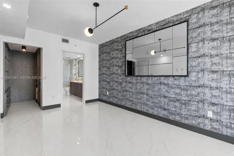 $1,000,000 | 488 Northeast 18th Street, Unit 4900, Miami, FL 33132