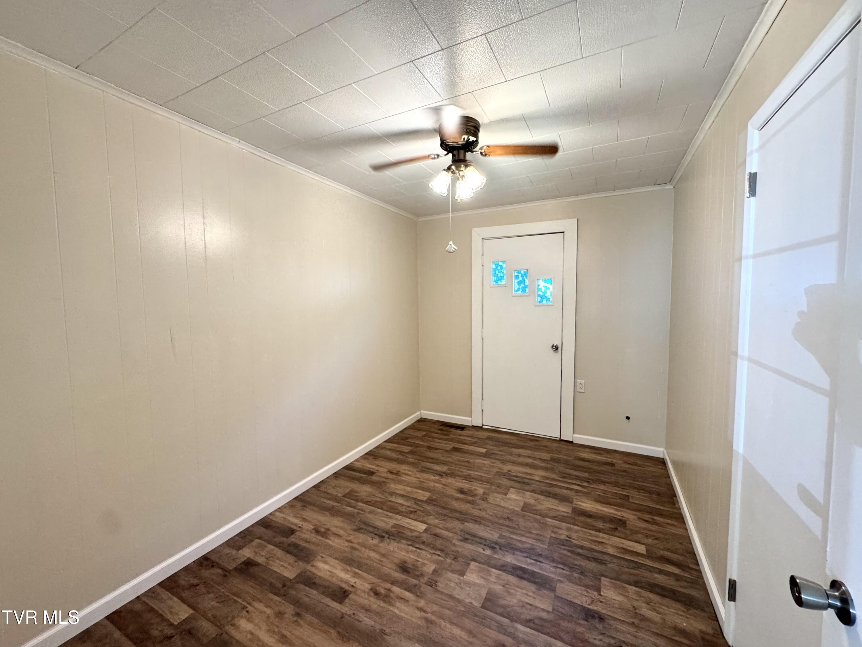 1104 Little Prater Road Grundy, VA 24614 - Photo 22 of 28 IMG_9167