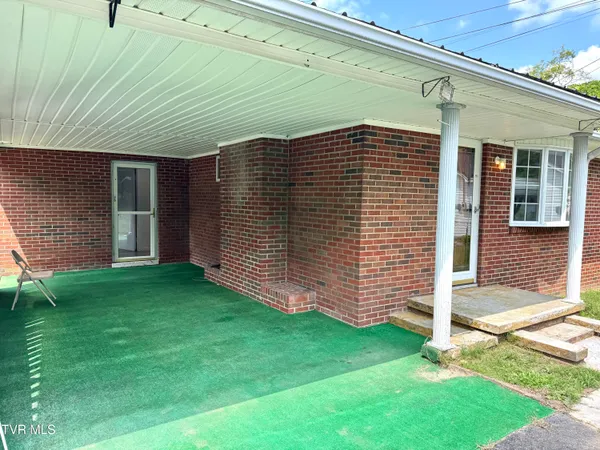 $106,500 | 1104 Little Prater Road, Grundy, VA 24614