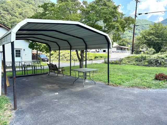 $110,000 | 1104 Little Prater Road, Grundy, VA 24614