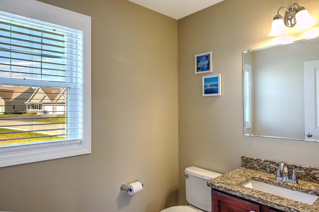 31 Streamview Drive, Unit 31 Cumberland, RI 02864 - Photo 12 of 22