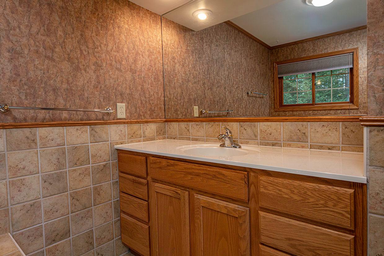 4725 Dyer Road Eagle River, WI 54521 - Photo 12 of 35 Gallery Image 12
