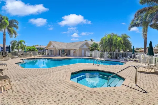 $3,500 | 859 Tanbark Drive, Unit 103, Naples, FL 34108