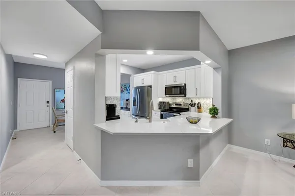 $3,500 | 859 Tanbark Drive, Unit 103, Naples, FL 34108
