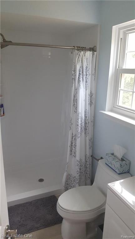 427 Whitney Drive Rochester Hills, MI 48307 - Photo 10 of 13