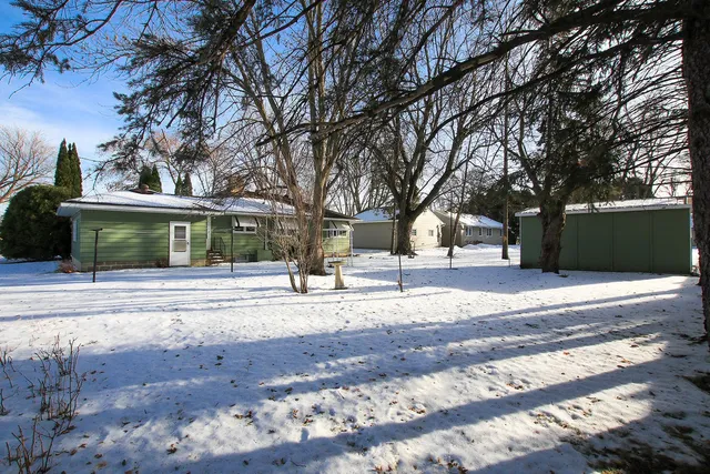 $169,900 | 409 Summit Avenue, Silver Lake, MN 55381