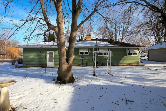 $169,900 | 409 Summit Avenue, Silver Lake, MN 55381