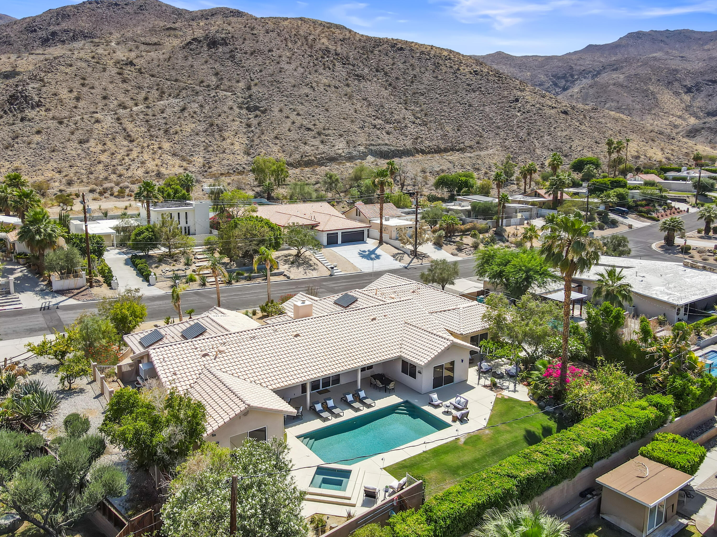 67980 Foothill Road Cathedral City, CA 92234 - Photo 2 of 60 3