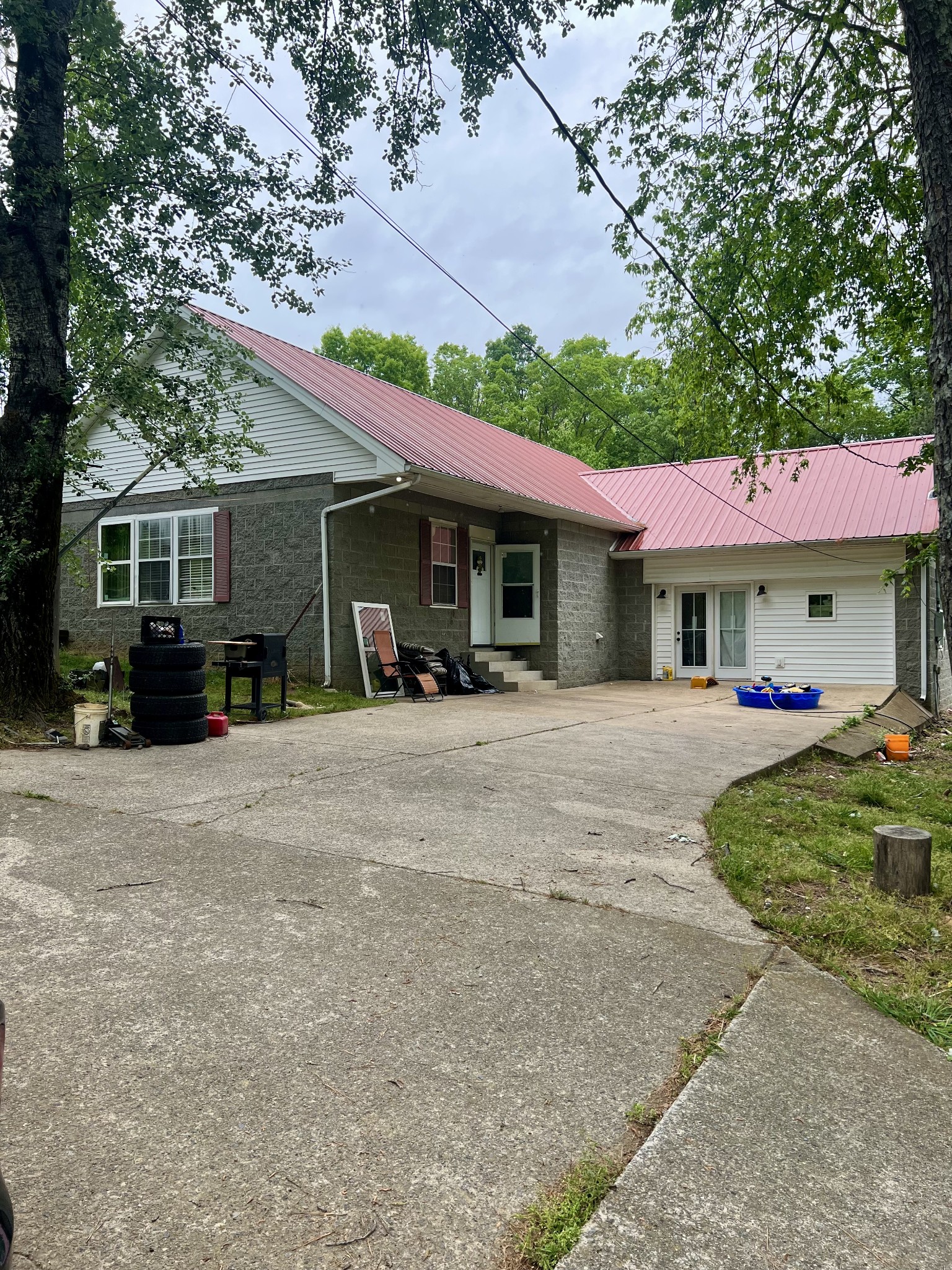 7526 Johnny Crow Road Lyles, TN 37098 - Photo 3 of 42