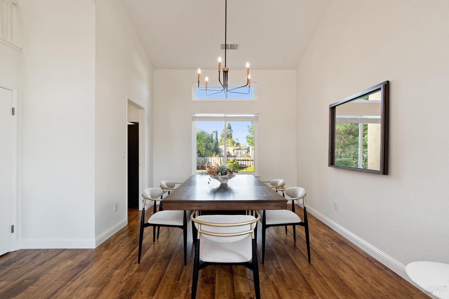 365 Allen Way Benicia, CA 94510 - Photo 17 of 80