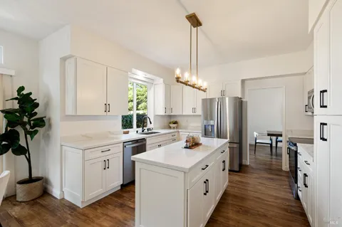 $899,000 | 365 Allen Way, Benicia, CA 94510