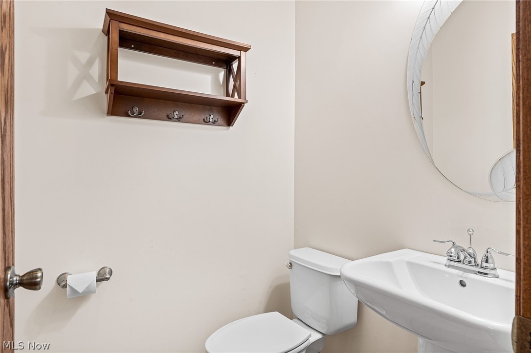 5909 Ruple Parkway Brook Park, OH 44142 - Photo 16 of 35 Gallery Image 16