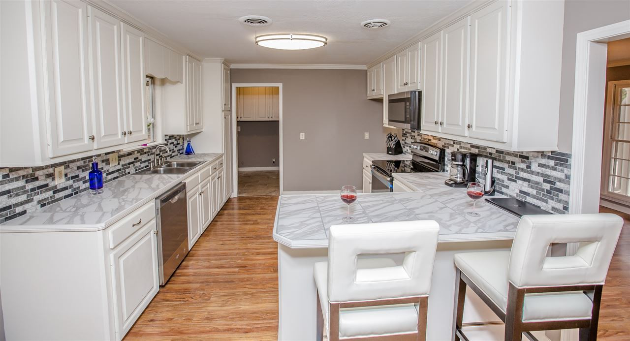 5431 Ridgewood Road Jackson, MS 39211 - Photo 2 of 13 Photo 2