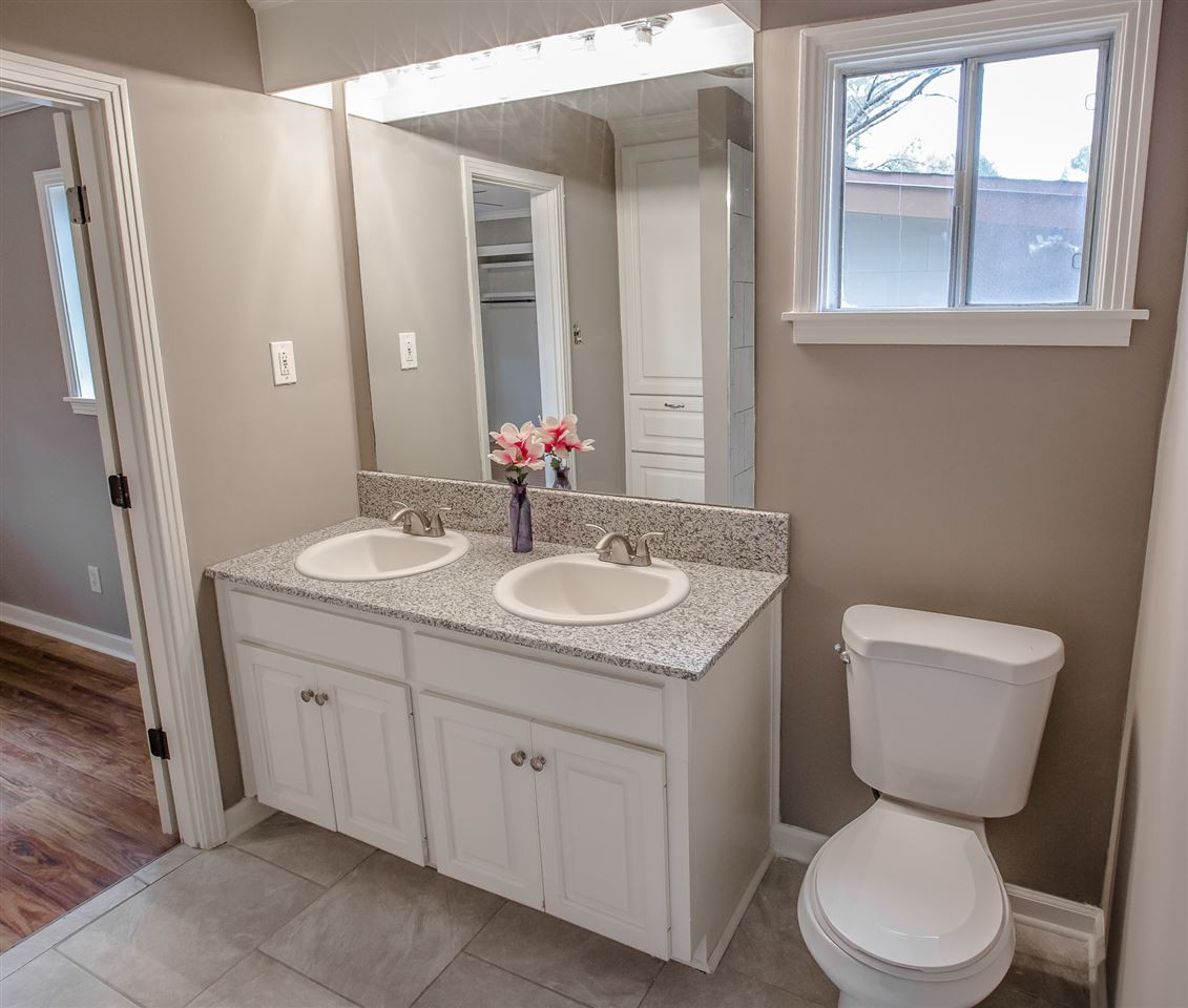 5431 Ridgewood Road Jackson, MS 39211 - Photo 7 of 13 Photo 7