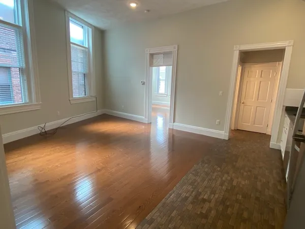 $3,800 | 9 Mt Vernon Street, Unit A, Winchester, MA 01890