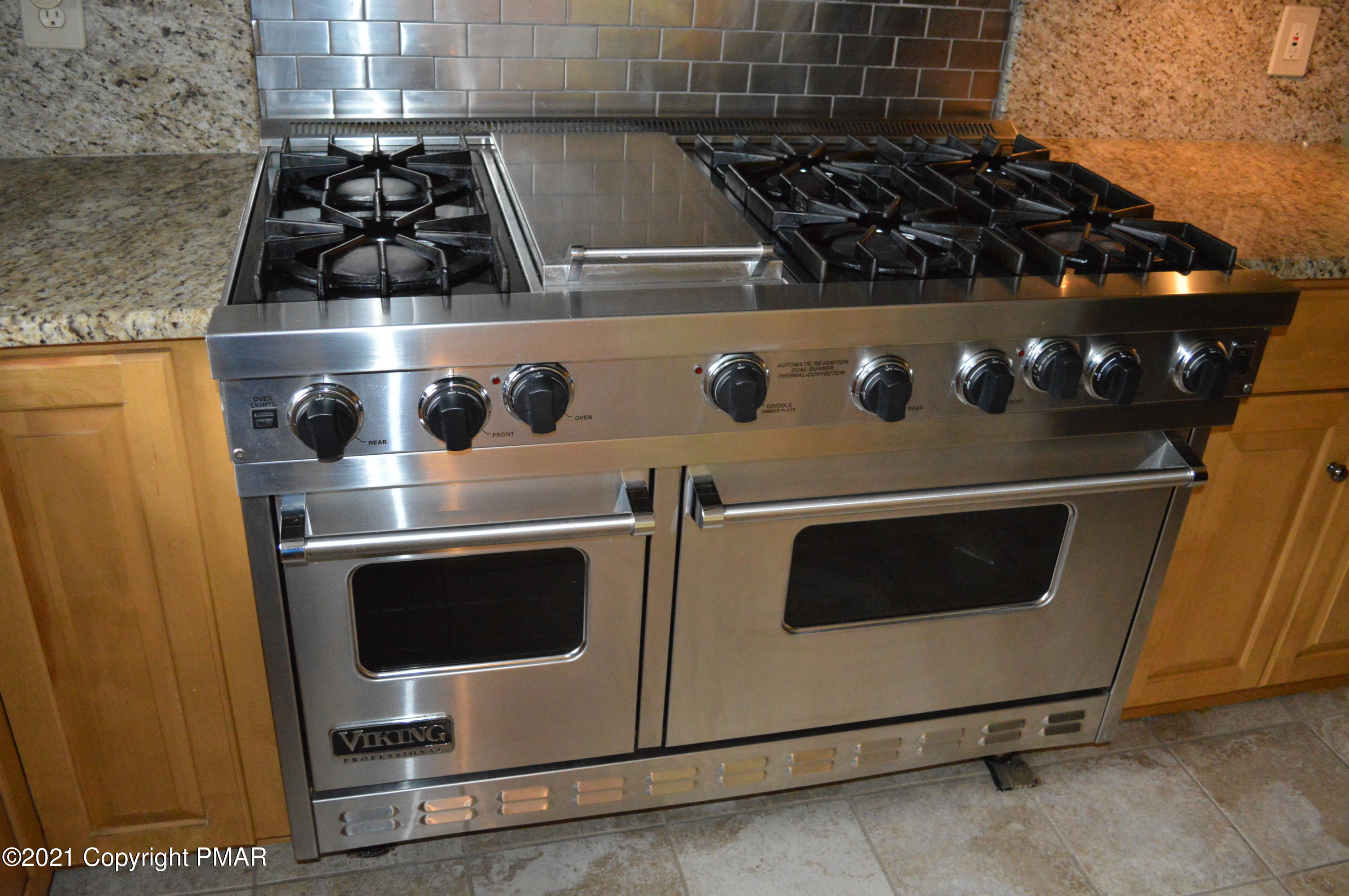 217 Haystack Road Henryville, PA 18332 - Photo 15 of 42 Viking gas range