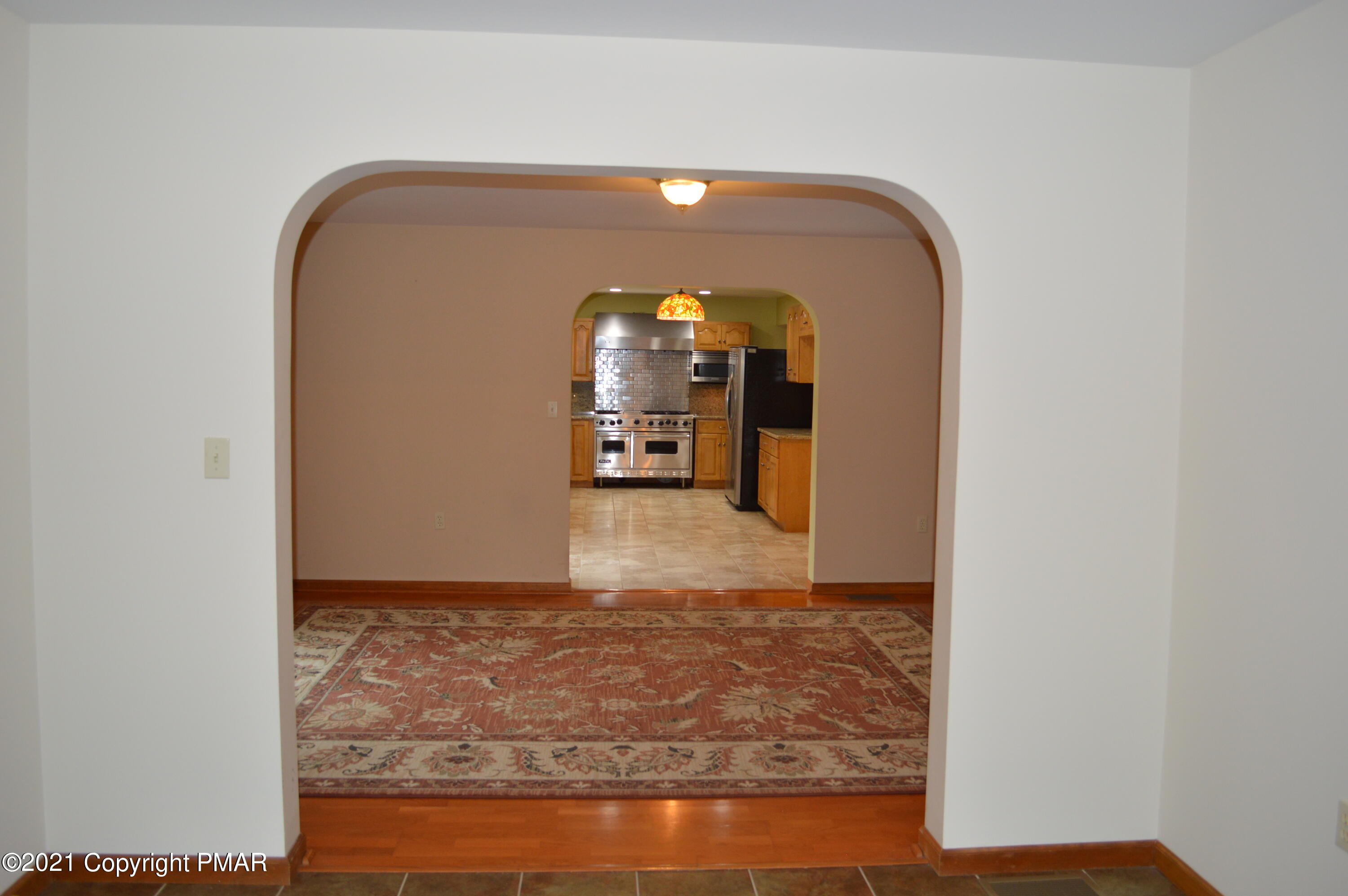 217 Haystack Road Henryville, PA 18332 - Photo 22 of 42 Bonus/family/kitchen
