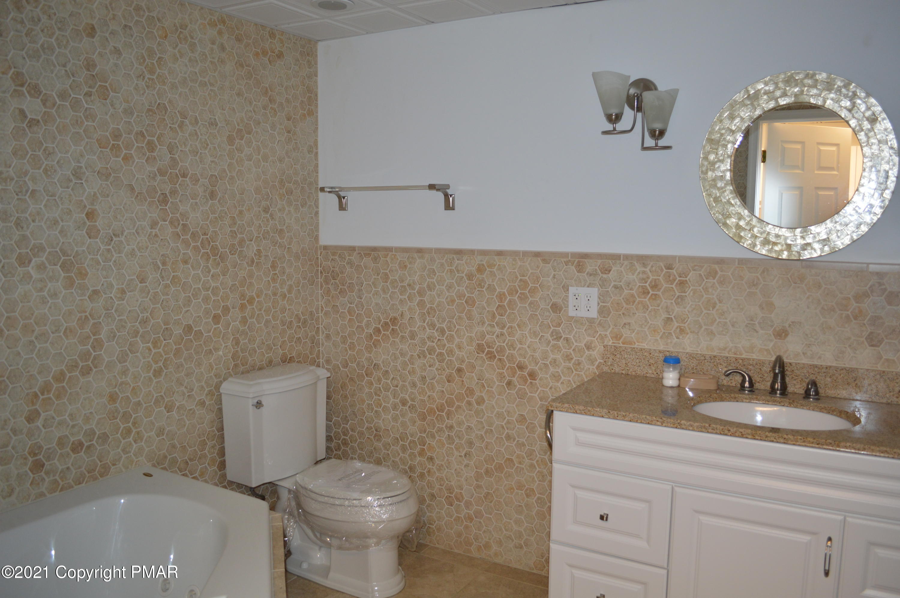 217 Haystack Road Henryville, PA 18332 - Photo 41 of 42 Lower level bath2