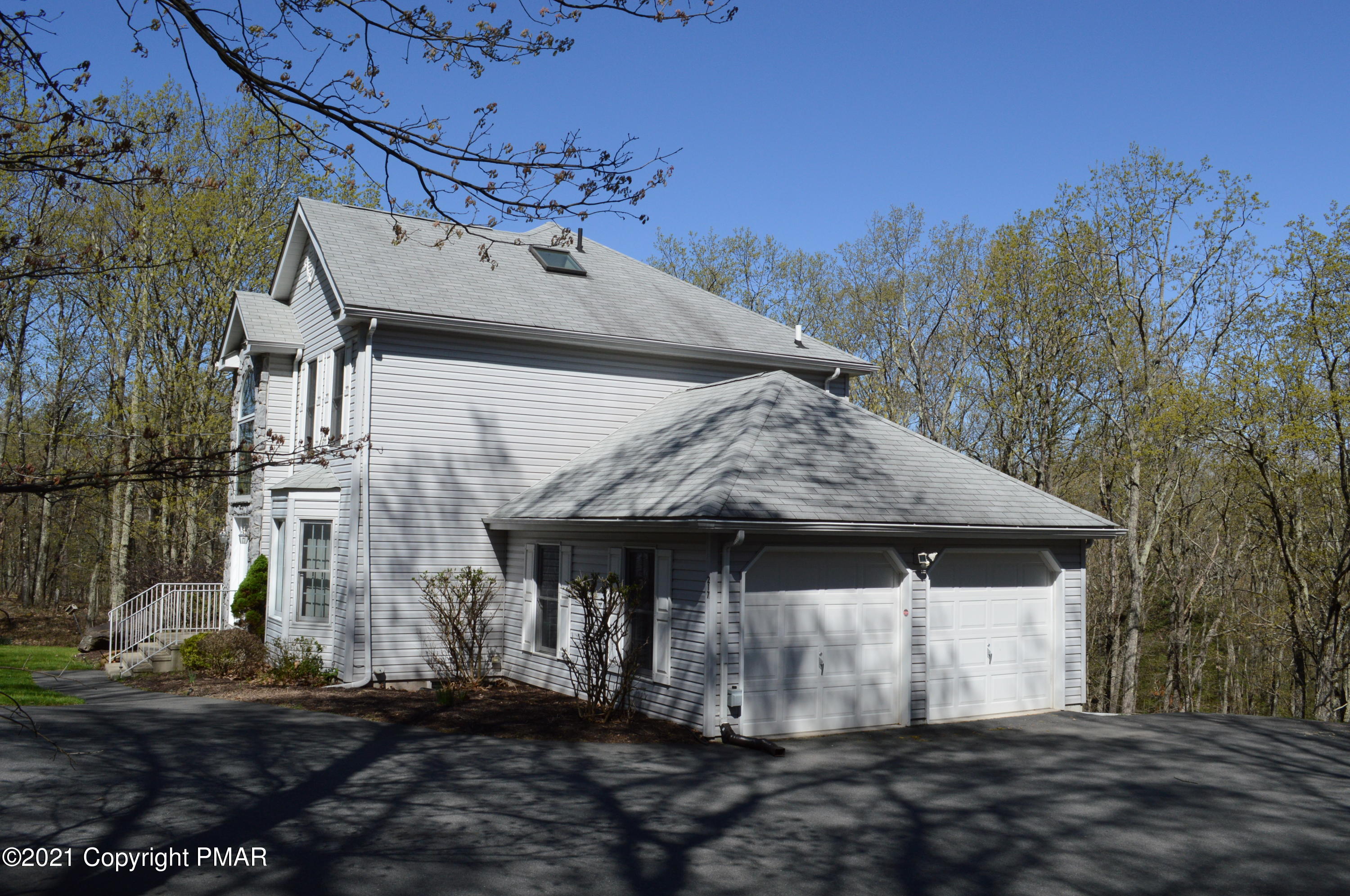217 Haystack Road Henryville, PA 18332 - Photo 42 of 42 Side View