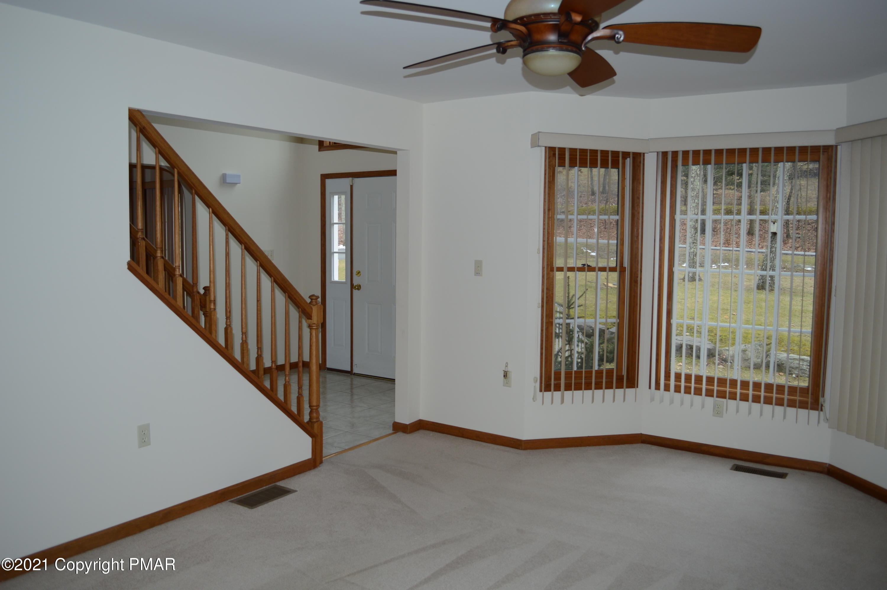 217 Haystack Road Henryville, PA 18332 - Photo 8 of 42 Living rm to foyer