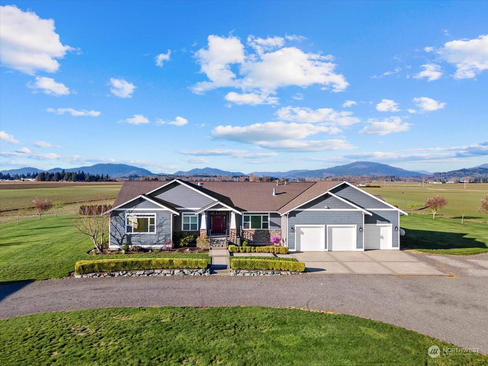 17853 Maiben Road Burlington, WA 98233 - Photo 1 of 34 Gallery Image 1