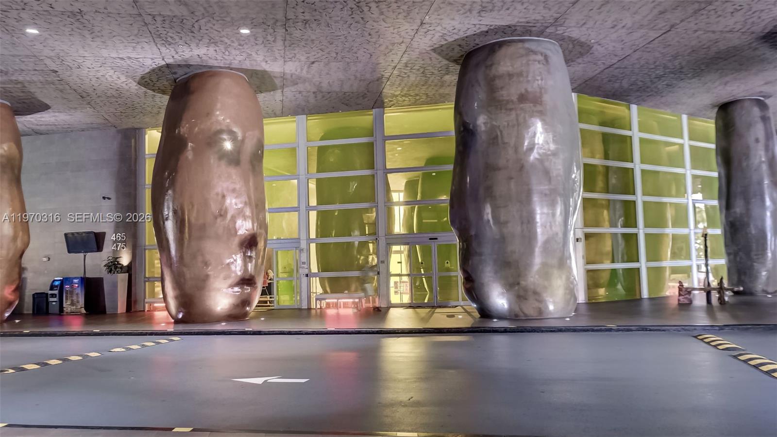 495 Brickell Avenue, Unit 2201 Miami, FL 33131 - Photo 17 of 23