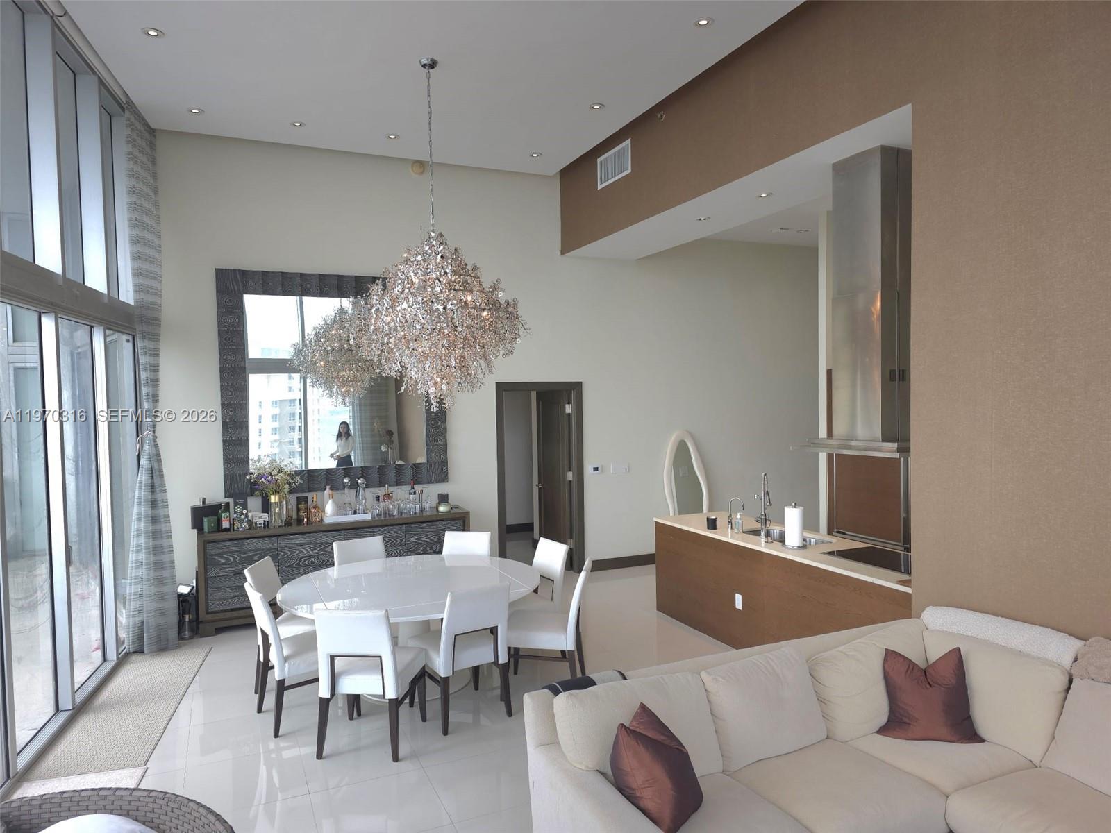 495 Brickell Avenue, Unit 2201 Miami, FL 33131 - Photo 2 of 23