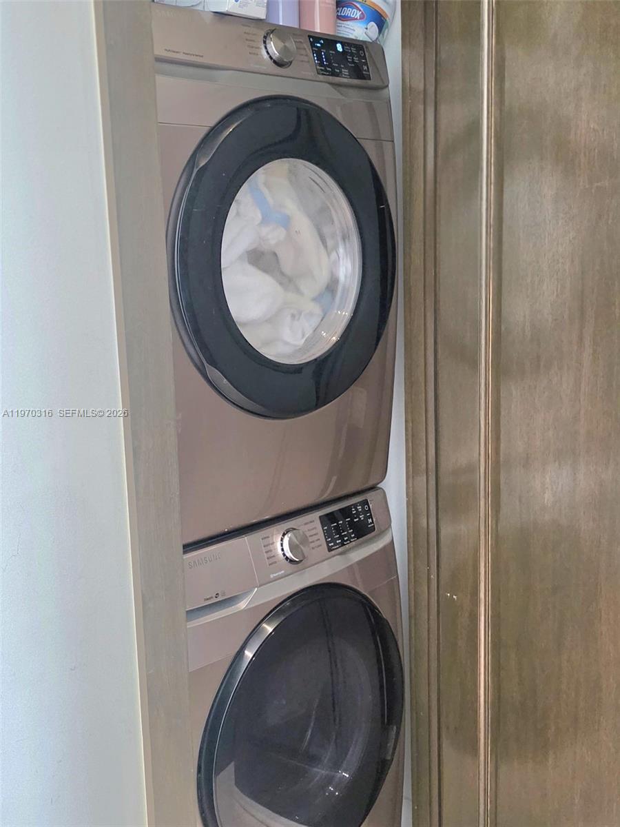 495 Brickell Avenue, Unit 2201 Miami, FL 33131 - Photo 10 of 23