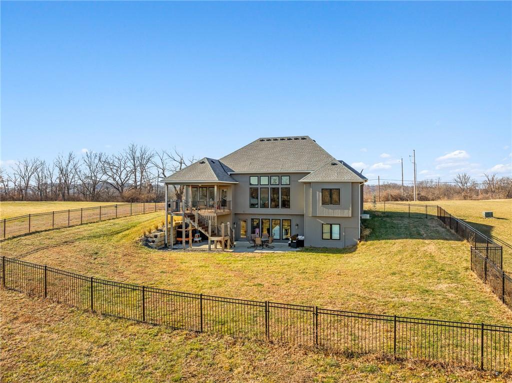 925 County Road Liberty, MO 64068 - Photo 11 of 88
