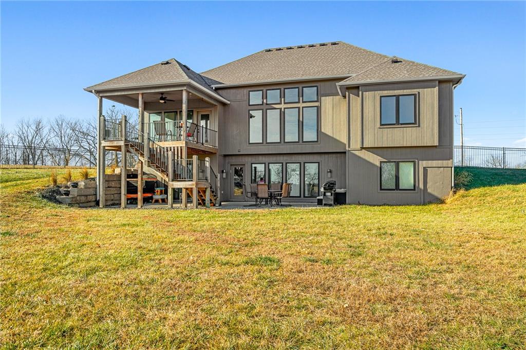 925 County Road Liberty, MO 64068 - Photo 13 of 88