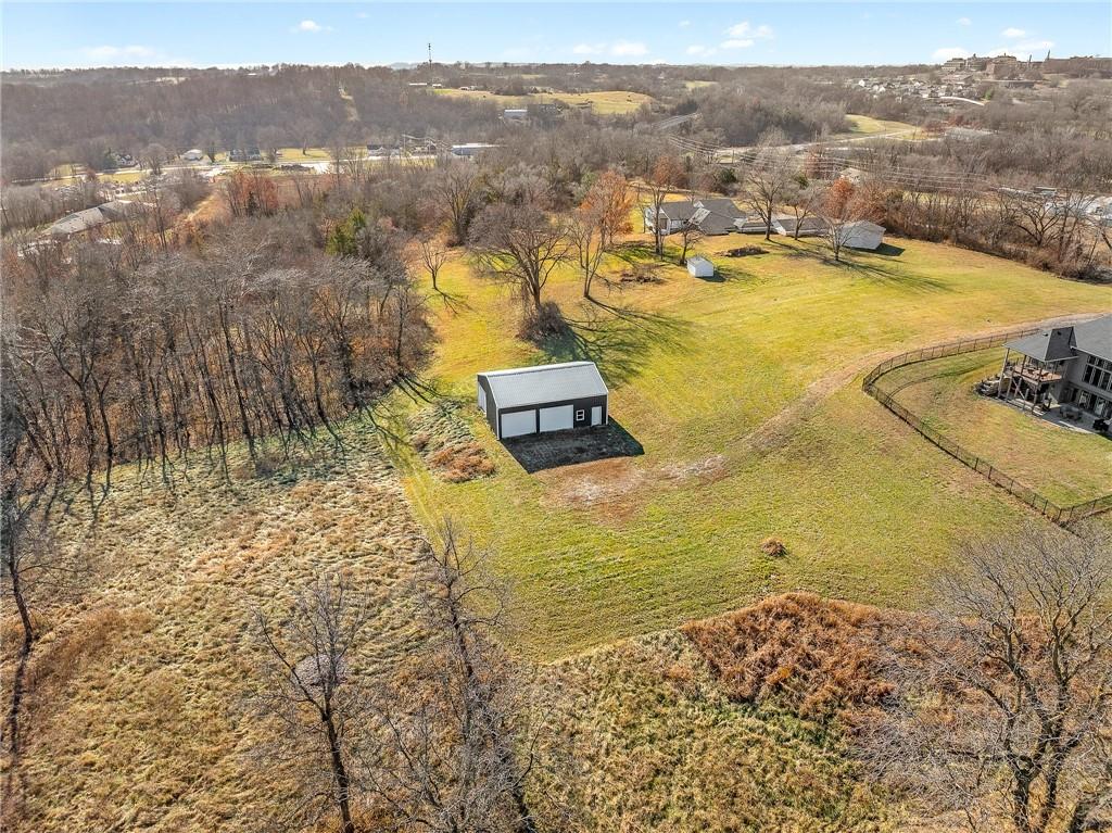 925 County Road Liberty, MO 64068 - Photo 22 of 88