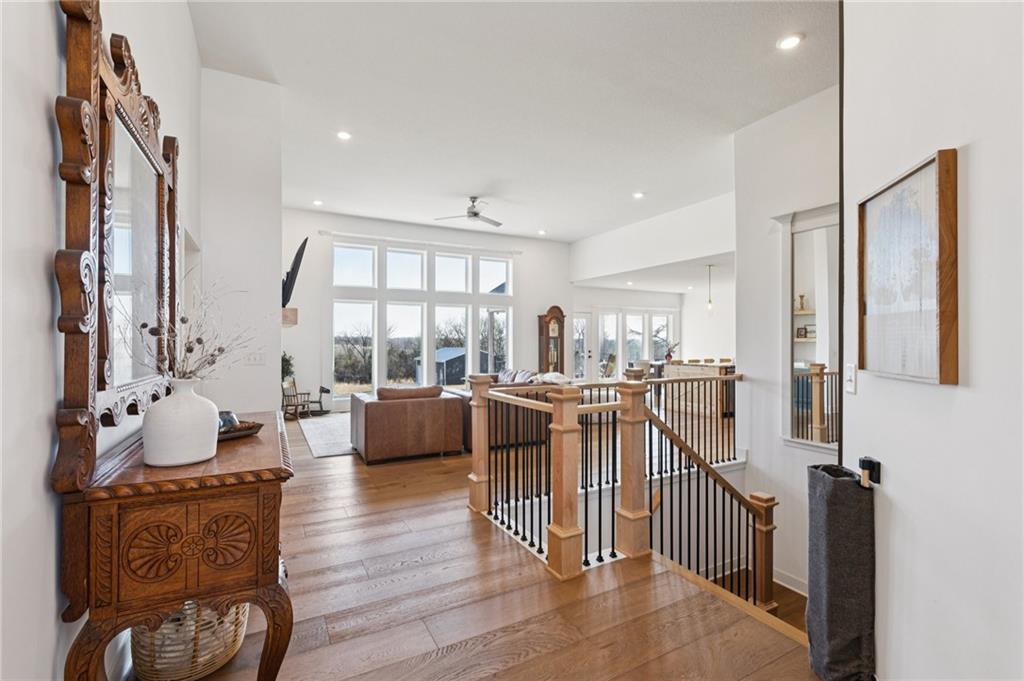 925 County Road Liberty, MO 64068 - Photo 31 of 88