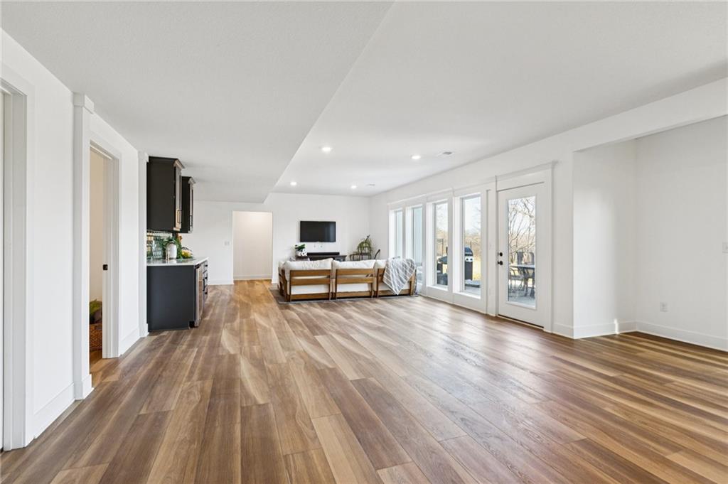 925 County Road Liberty, MO 64068 - Photo 42 of 88