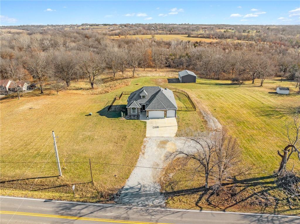 925 County Road Liberty, MO 64068 - Photo 5 of 88