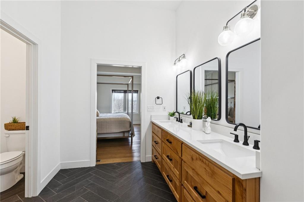 925 County Road Liberty, MO 64068 - Photo 55 of 88