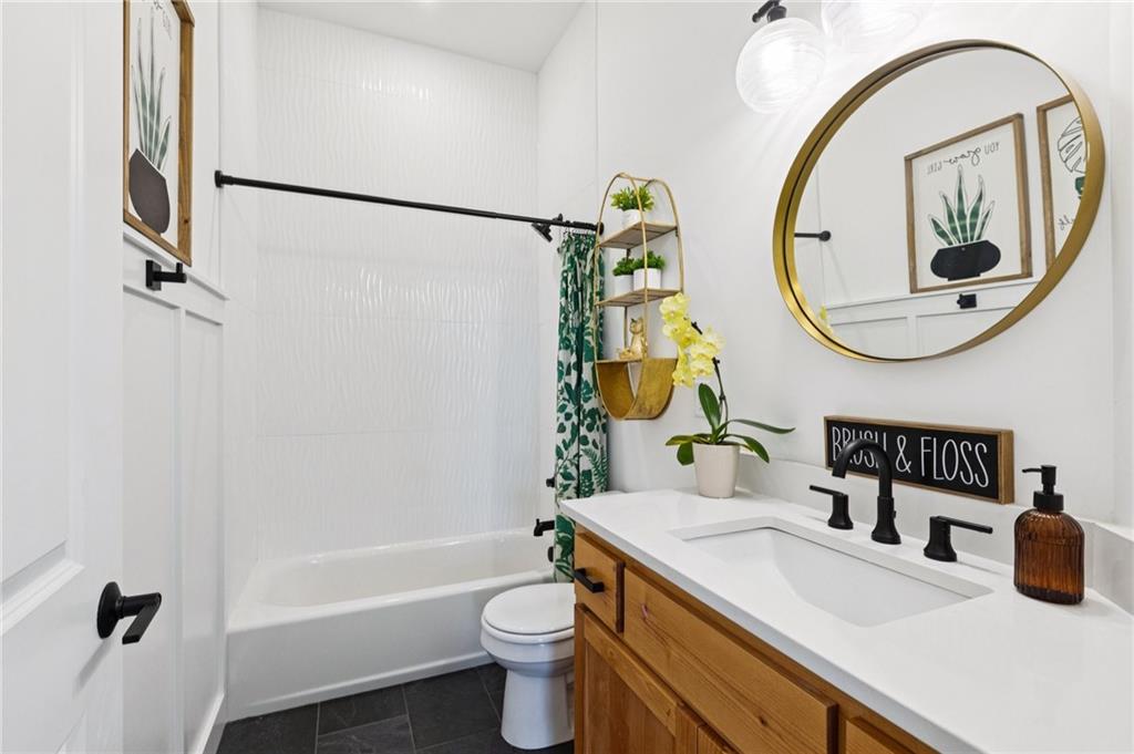 925 County Road Liberty, MO 64068 - Photo 64 of 88