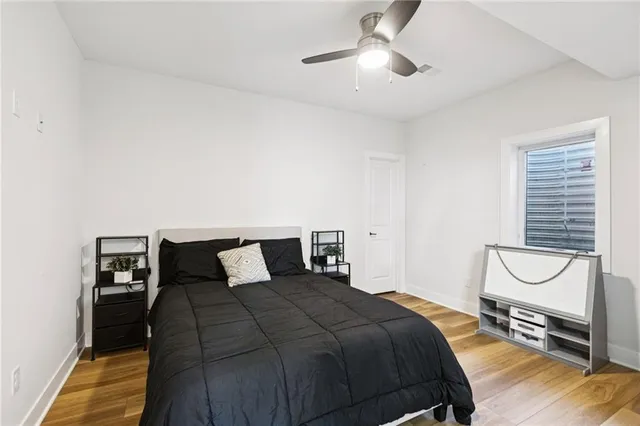 $950,000 | 925 County Road, Liberty, MO 64068