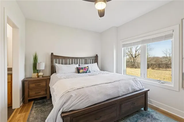 $935,000 | 925 County Road, Liberty, MO 64068