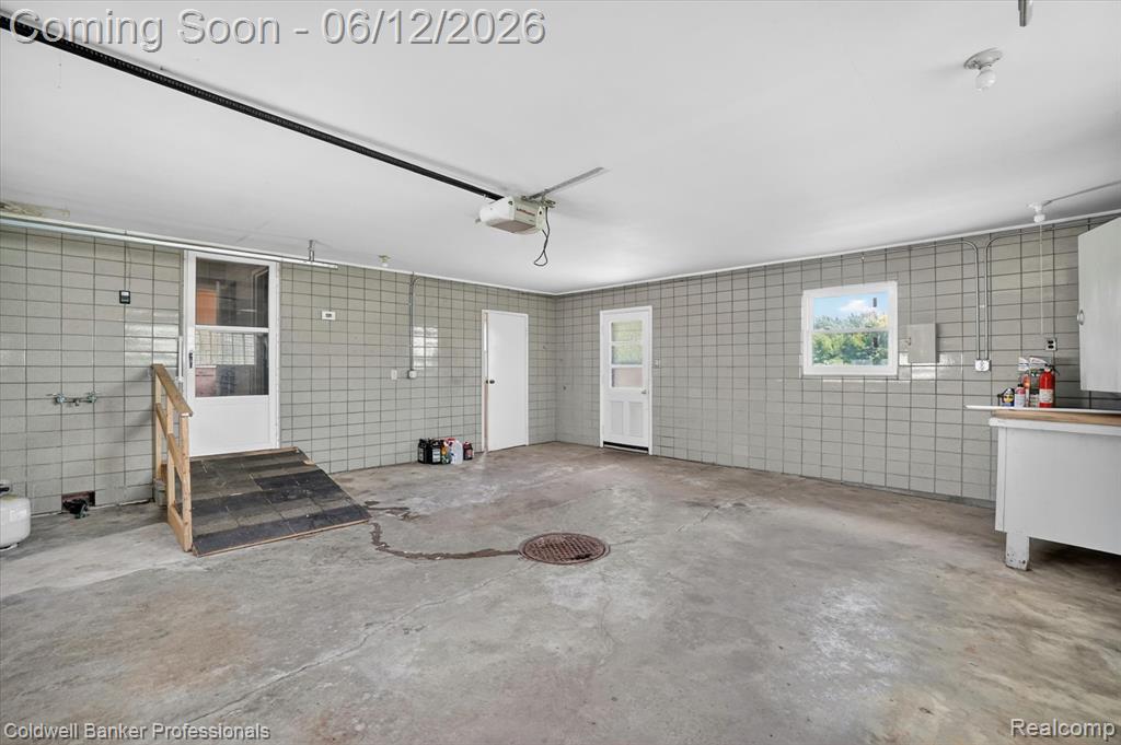8245 Fenton Road Grand Blanc, MI 48439 - Photo 38 of 49