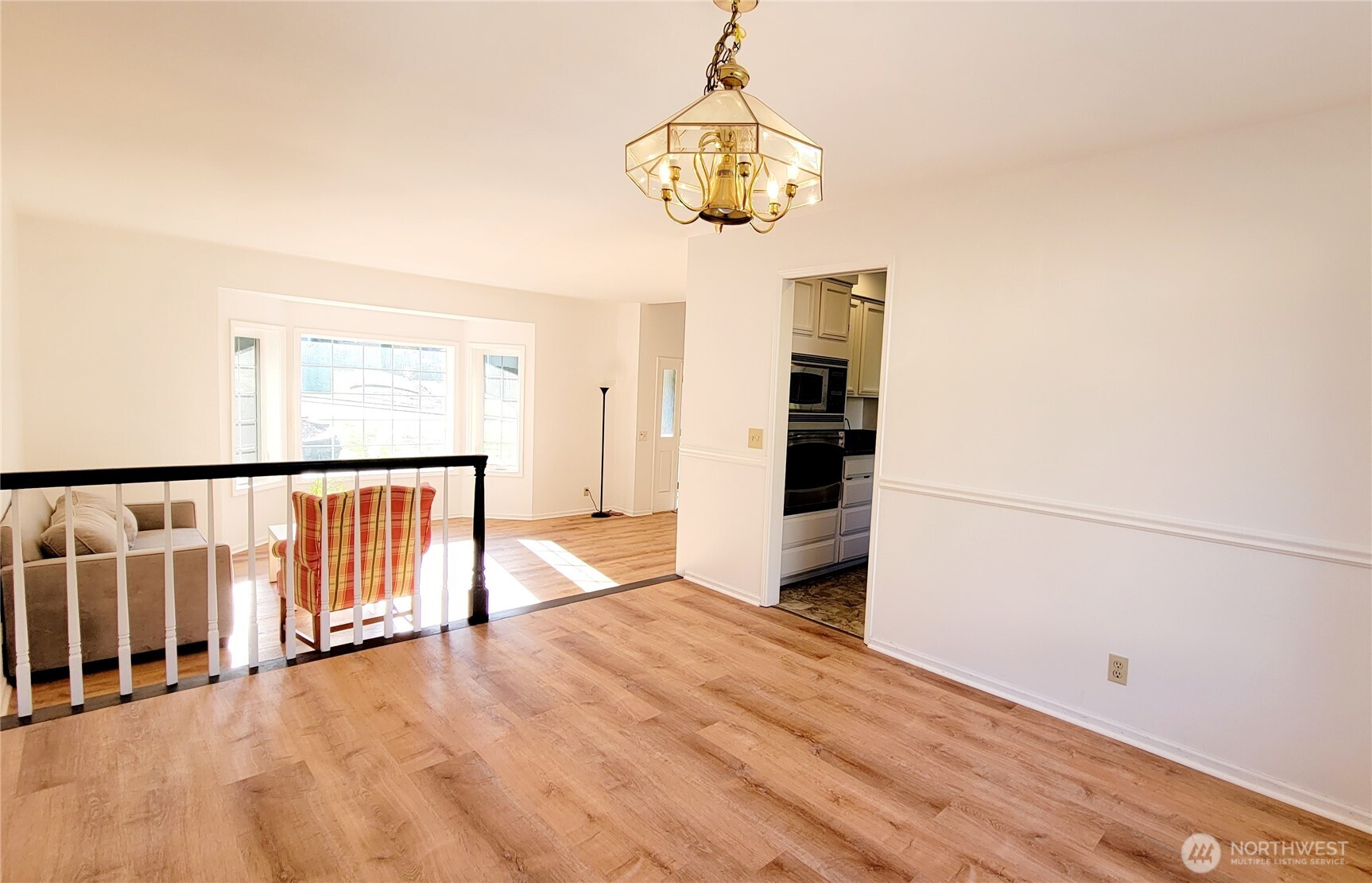 1134 Southwest 333rd Place Federal Way, WA 98023 - Photo 4 of 16