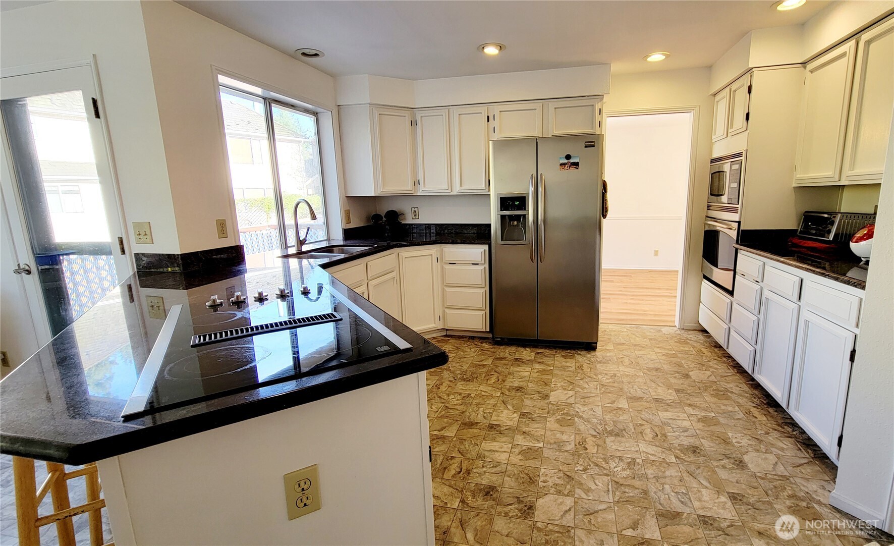 1134 Southwest 333rd Place Federal Way, WA 98023 - Photo 5 of 16