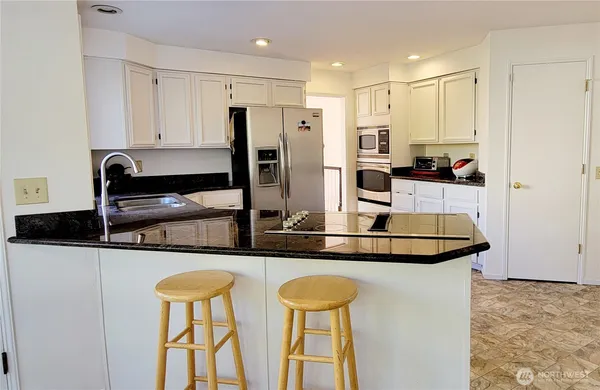 $3,300 | 1134 Southwest 333rd Place, Federal Way, WA 98023