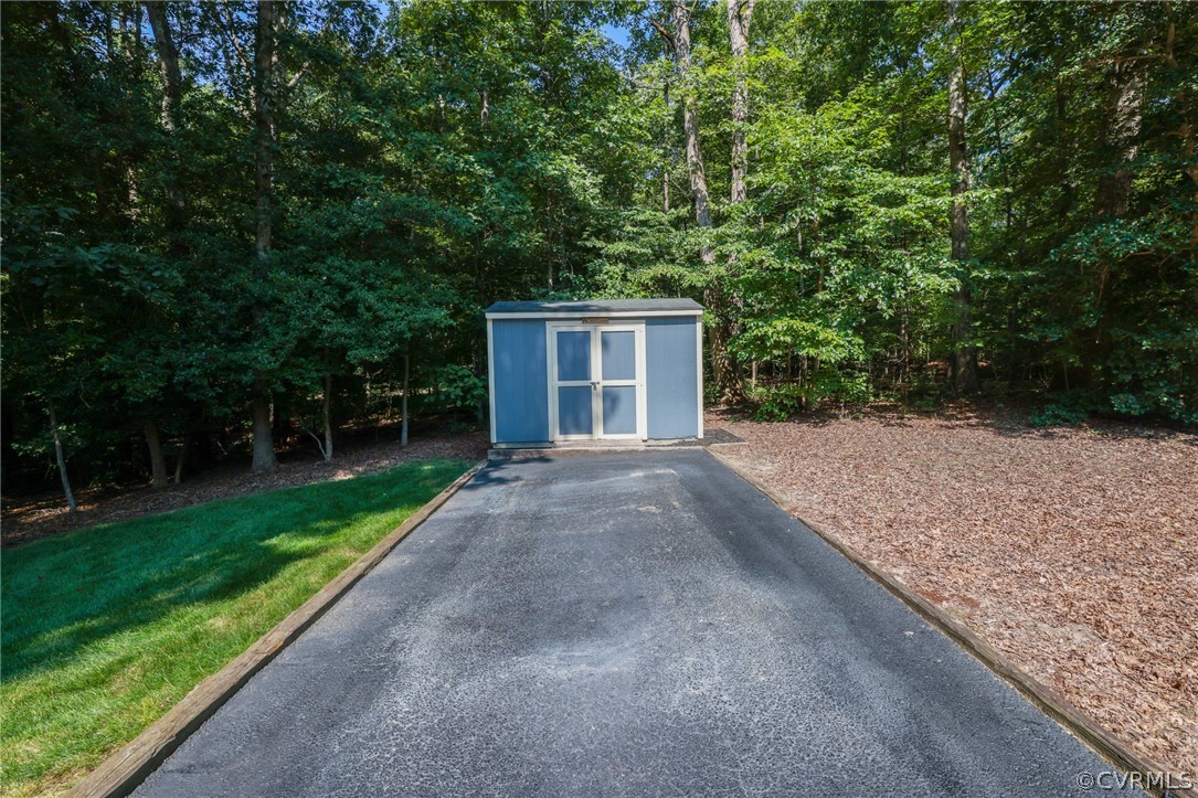 9300 Elkwood Road Midlothian, VA 23112 - Photo 48 of 50 Gallery Image 48