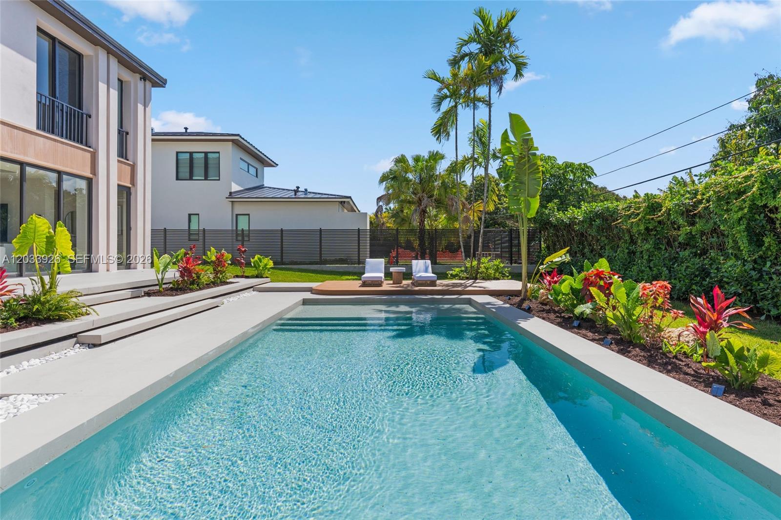 5854 Southwest 30th Street Miami, FL 33155 - Photo 44 of 53
